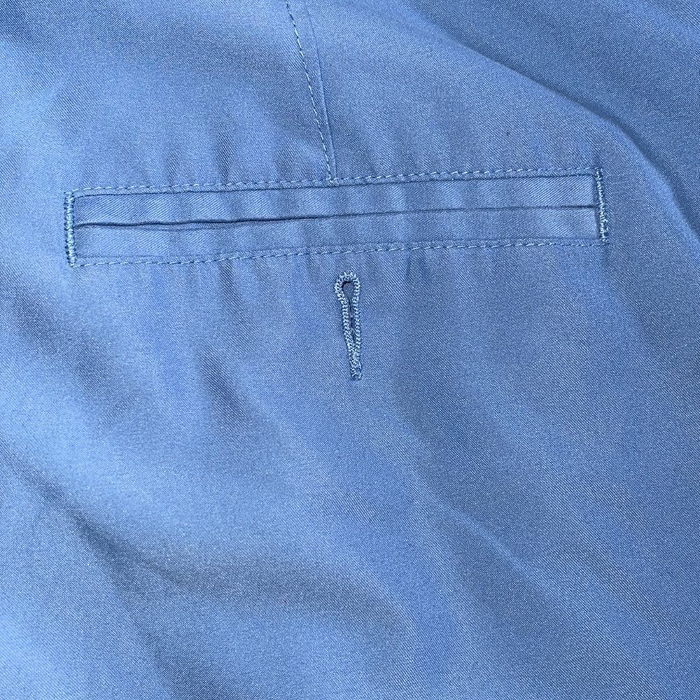 Liz Claiborne LIZGOLF Women’s Blue Pleated Bermuda Golf Shorts Size 4 - Picture 11 of 15